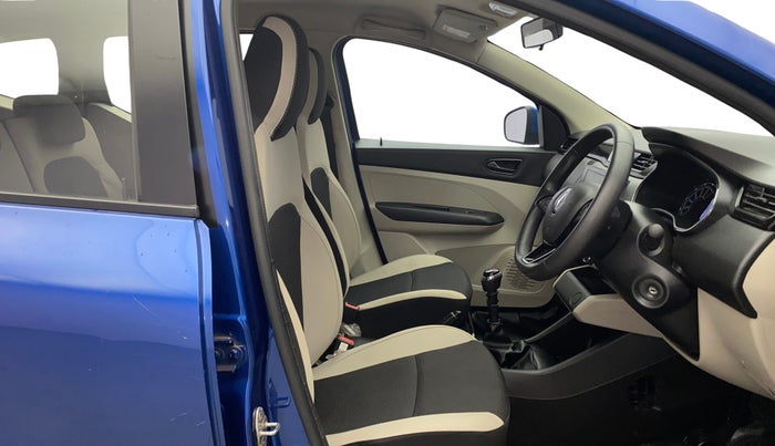 2021 Renault TRIBER RXT, Petrol, Manual, 28,491 km, Right Side Front Door Cabin