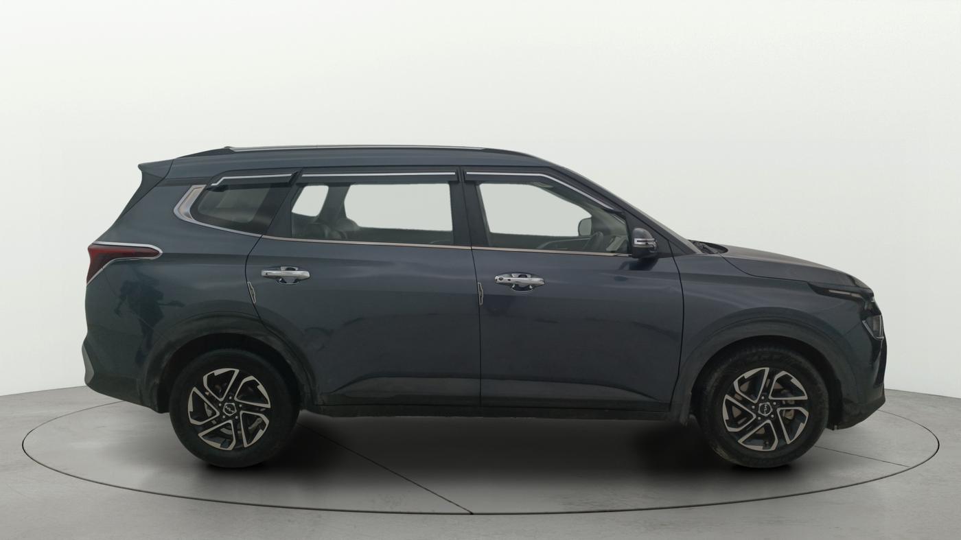2022 KIA CARENS PRESTIGE PLUS 1.5 DIESEL 7 STR, Diesel, Manual, 1,27,075 km, Right Side View
