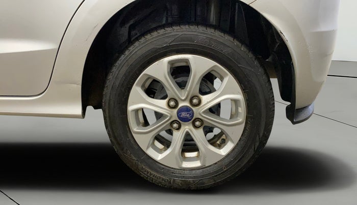 2016 Ford Figo Aspire TITANIUM 1.2 PETROL, Petrol, Manual, 69,801 km, Left Rear Wheel