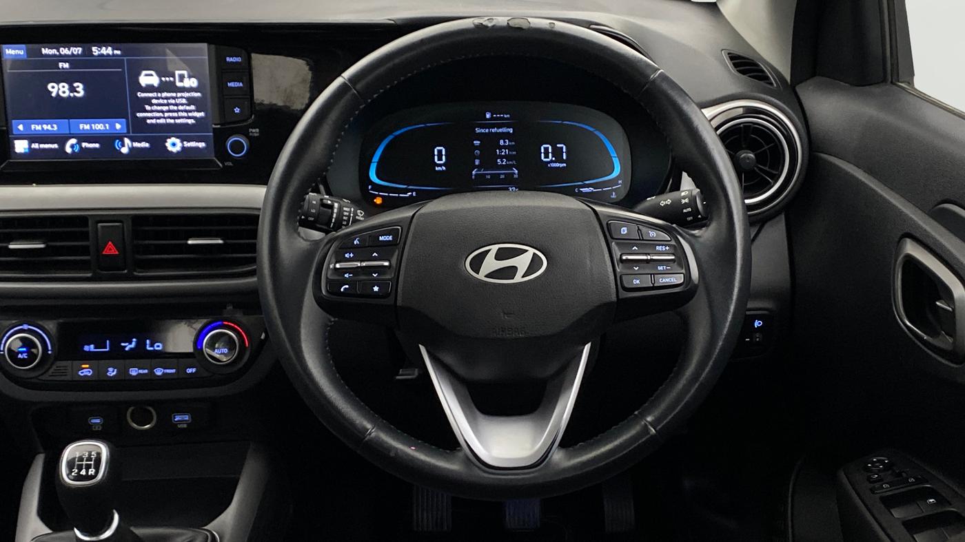 2024 Hyundai EXTER SX(O), Petrol, Manual, 16,761 km, Steering Wheel Close Up