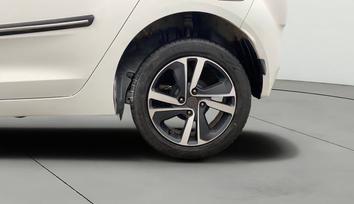 2021 Tata ALTROZ XZ PETROL, Petrol, Manual, 64,762 km, Left Rear Wheel