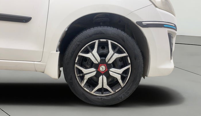2012 Maruti Ertiga VXI, Petrol, Manual, 92,632 km, Right Front Wheel
