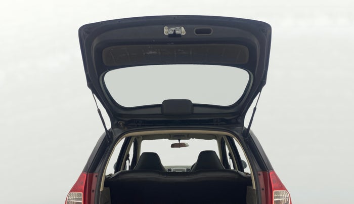 2013 Hyundai i10 ERA 1.1, Petrol, Manual, 62,904 km, Boot Door Open