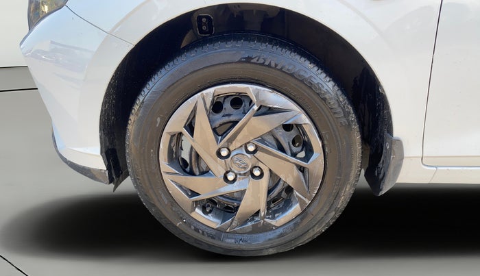 2022 Hyundai NEW I20 MAGNA 1.2 MT, Petrol, Manual, 55,771 km, Left Front Wheel