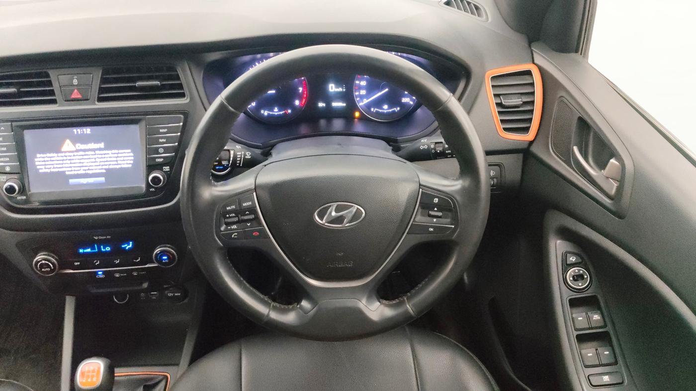 2017 Hyundai i20 Active 1.2 SX, Petrol, Manual, 59,486 km, Steering Wheel Close Up