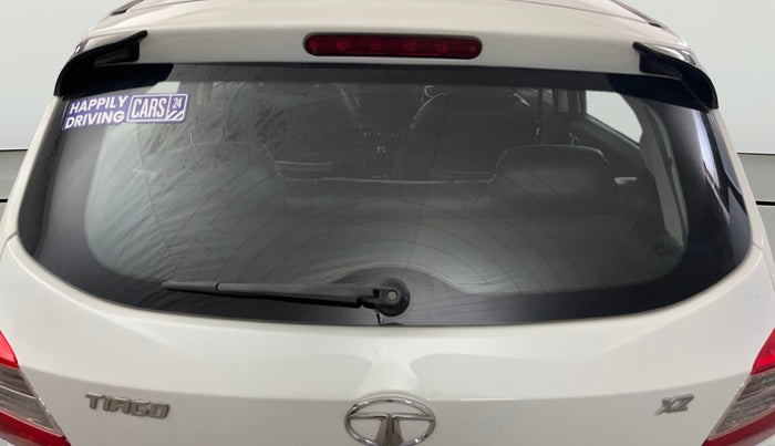 2016 Tata Tiago XZ PETROL, Petrol, Manual, 73,420 km, Rear Windshield