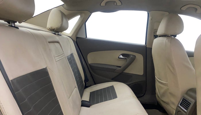 2014 Skoda Rapid AMBITION 1.6 TDI CR MT PLUS, Diesel, Manual, 1,15,272 km, Right Side Rear Door Cabin