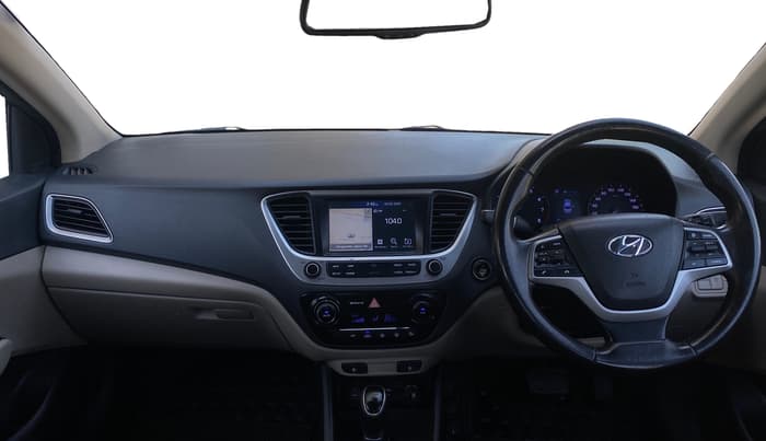 2017 Hyundai Verna 1.6 VTVT SX (O) AT, Petrol, Automatic, 1,07,501 km, Dashboard
