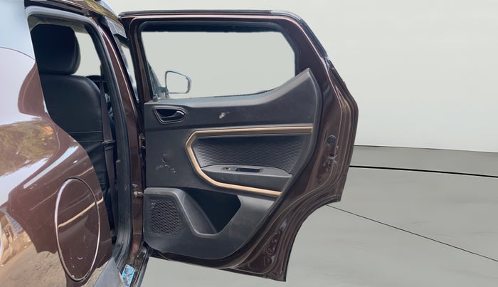 2022 Renault Kiger RXT MT, CNG, Manual, 43,687 km, RHS Rear Door