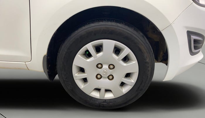 2013 Hyundai i20 MAGNA 1.2, Petrol, Manual, 73,411 km, Right Front Wheel