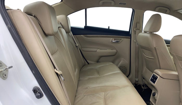2020 Maruti Ciaz ALPHA  AT 1.5 SHVS PETROL, Petrol, Automatic, 1,03,140 km, Right Side Rear Door Cabin