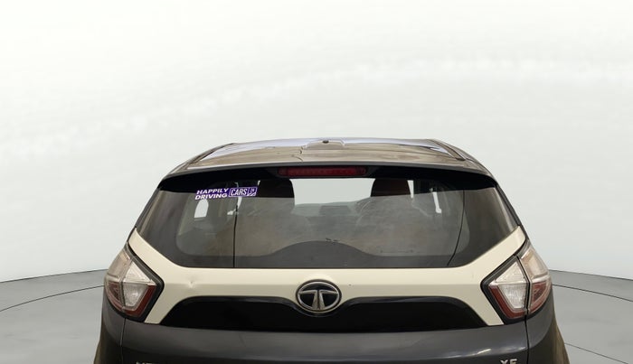 2018 Tata NEXON XE PETROL, Petrol, Manual, 72,411 km, Rear Windshield