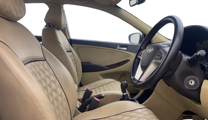 2013 Hyundai Verna FLUIDIC 1.6 VTVT EX, Petrol, Manual, 89,519 km, Right Side Front Door Cabin