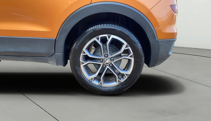 2021 Skoda KUSHAQ STYLE 1.0L TSI AT, Petrol, Automatic, 87,068 km, Left Rear Wheel