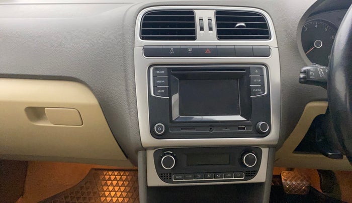 2017 Volkswagen Vento HIGHLINE PETROL AT, Petrol, Automatic, 76,300 km, Air Conditioner