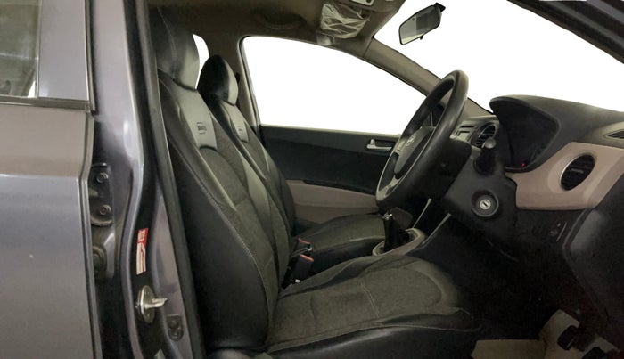 2015 Hyundai Grand i10 SPORTZ 1.2 KAPPA VTVT, Petrol, Manual, 42,588 km, Right Side Front Door Cabin