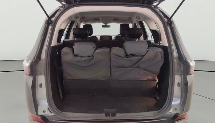 2022 Tata Safari XM, Diesel, Manual, 63,239 km, Boot Open Zoomed View