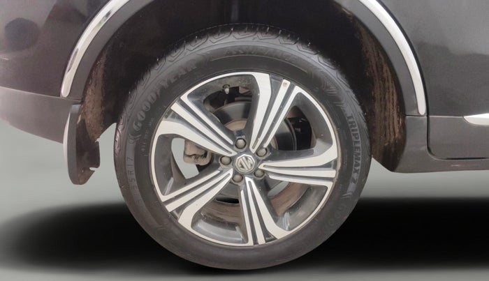 2023 MG ASTOR SAVVY 1.5 CVT, Petrol, Automatic, 37,770 km, Right Rear Wheel