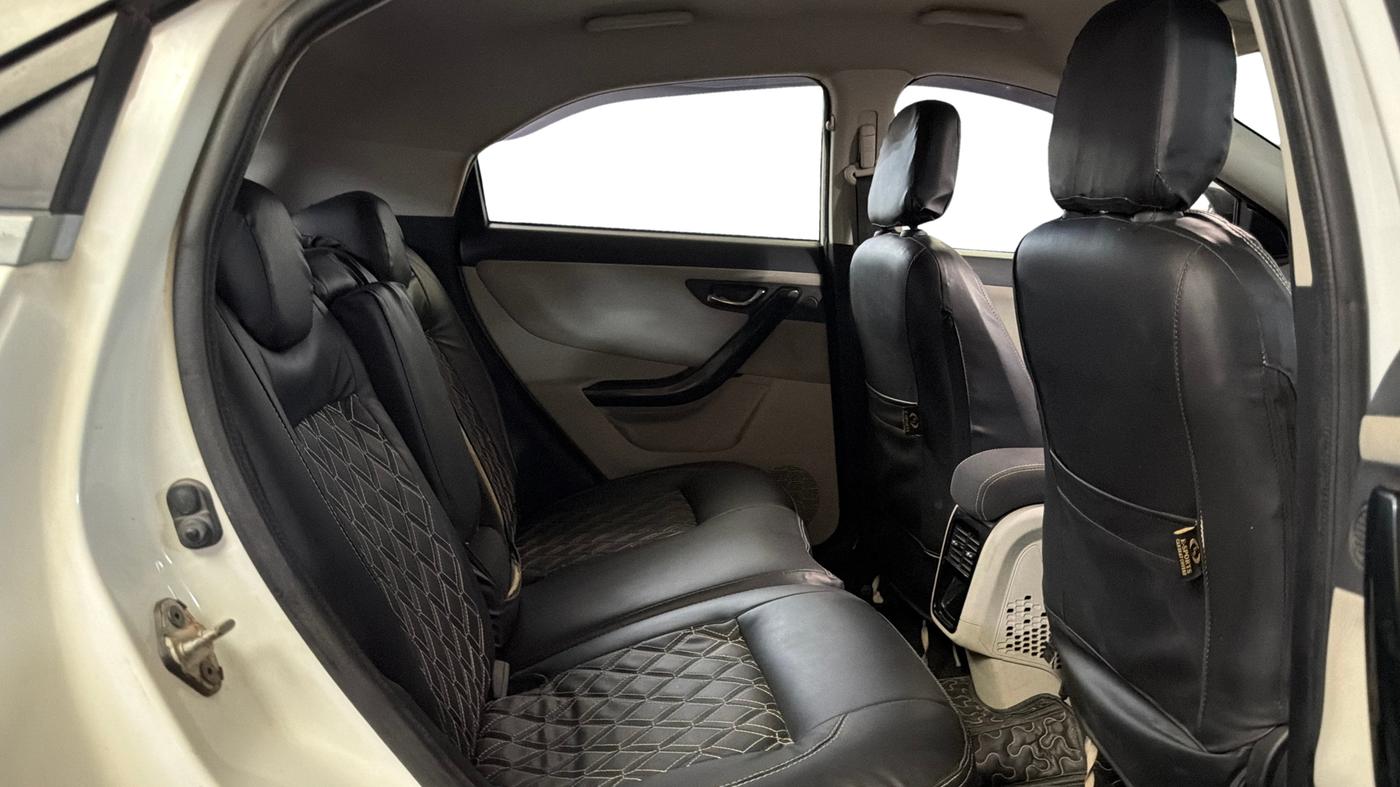 2022 Tata NEXON XZ PLUS PETROL, Petrol, Manual, 38,626 km, Right Side Rear Door Cabin