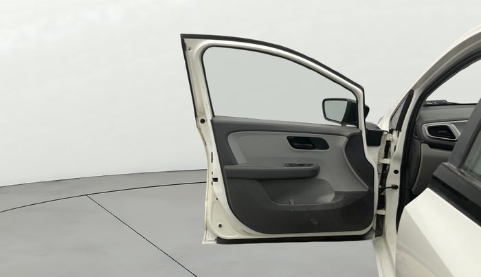 2020 Tata ALTROZ XT PETROL, Petrol, Manual, 64,084 km, LHS Front Door