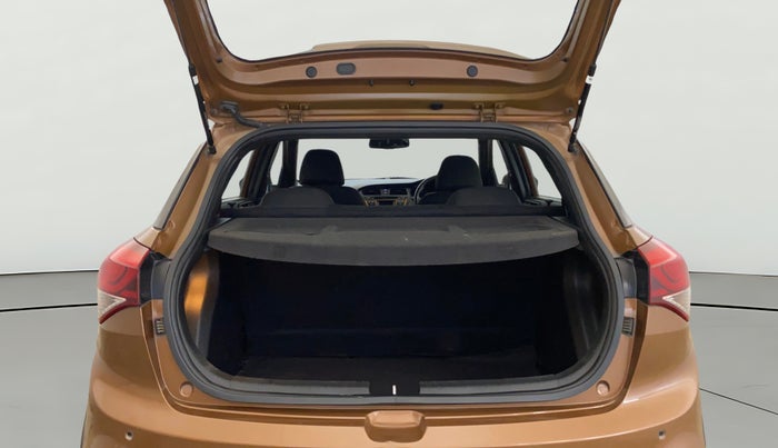 2016 Hyundai i20 Active 1.2 S, Petrol, Manual, 70,097 km, Boot Open Zoomed View