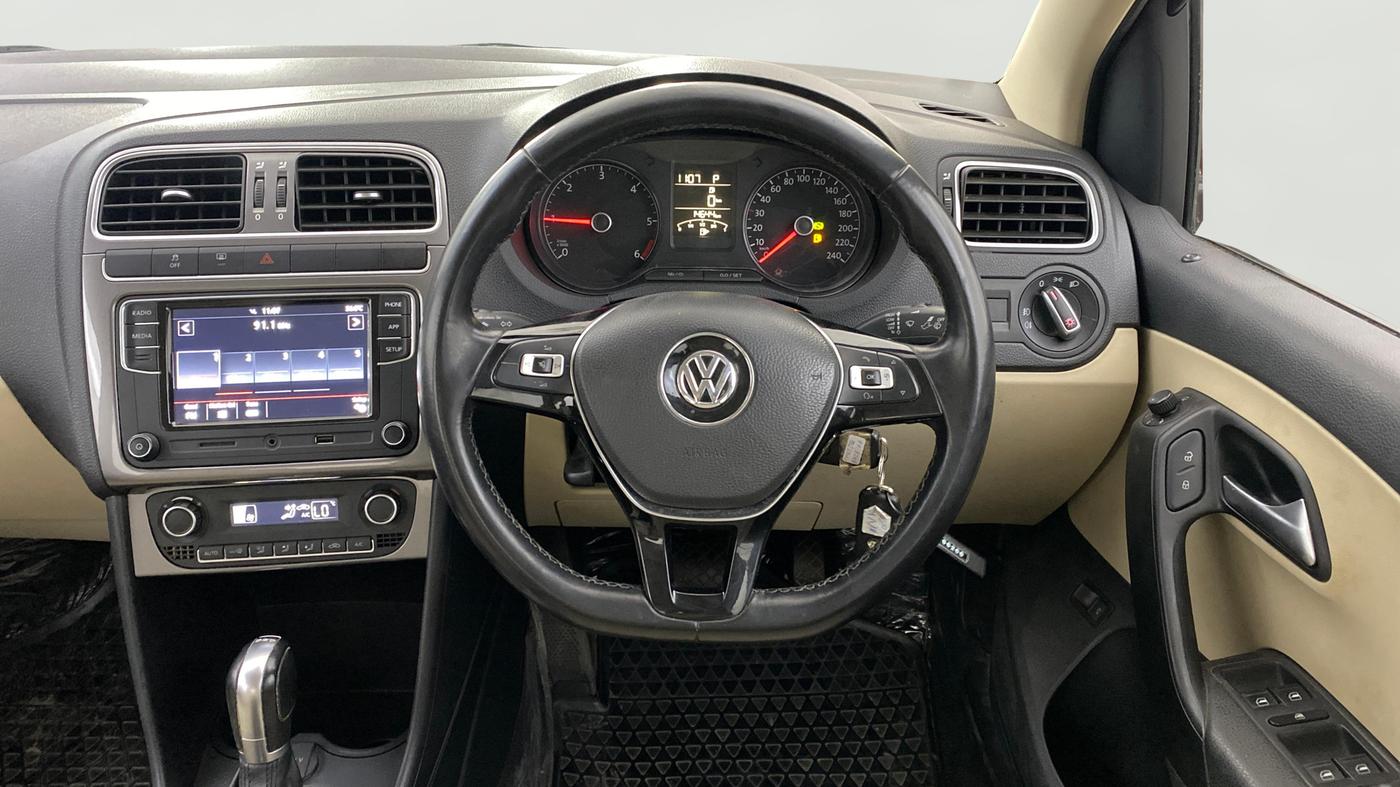 2019 Volkswagen Vento HIGHLINE PLUS 1.5 AT, Diesel, Automatic, 14,719 km, Steering Wheel Close Up