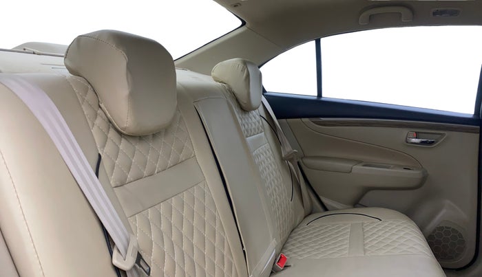 2023 Maruti Ciaz ZETA 1.5 SHVS MT PETROL, Petrol, Manual, 28,331 km, Right Side Rear Door Cabin