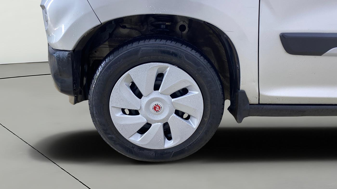 2021 Maruti S PRESSO VXI, Petrol, Manual, 67,531 km, Left Front Wheel