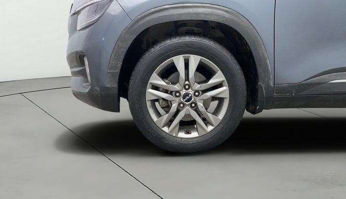 2022 KIA SELTOS HTX DIESEL 1.5, Diesel, Manual, 1,10,027 km, Left Front Wheel