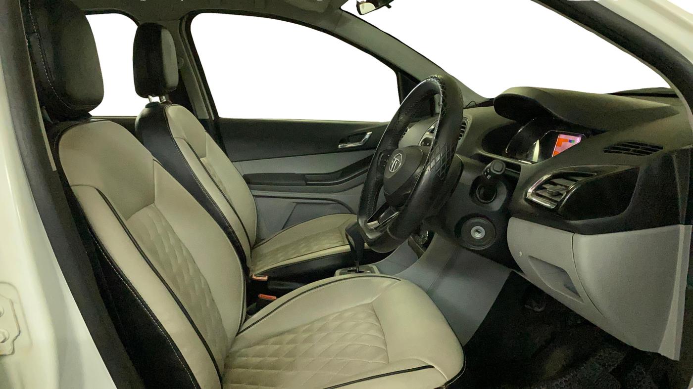 2021 Tata Tiago XZA PLUS PETROL, Petrol, Automatic, 46,320 km, Right Side Front Door Cabin