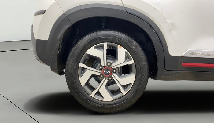 2023 KIA SONET GTX PLUS 1.0 IMT, Petrol, Manual, 12,973 km, Right Rear Wheel