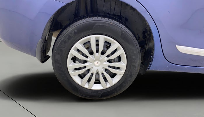2017 Maruti Dzire VDI, Diesel, Manual, 1,38,676 km, Right Rear Wheel