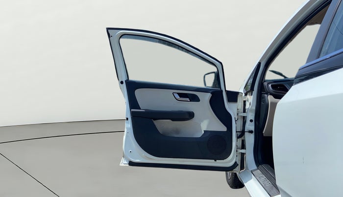 2021 Tata ALTROZ XZ PETROL, Petrol, Manual, 87,658 km, LHS Front Door