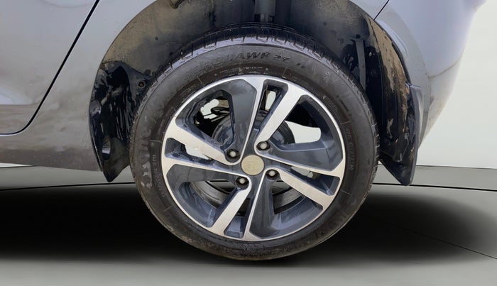 2020 Tata ALTROZ XZ PETROL, Petrol, Manual, 84,233 km, Left Rear Wheel