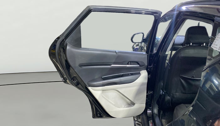 2021 KIA SONET HTX 1.0 IMT, Petrol, Manual, 27,603 km, LHS Rear Door