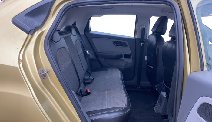 2020 Tata ALTROZ XE PETROL, Petrol, Manual, 58,689 km, Right Side Rear Door Cabin