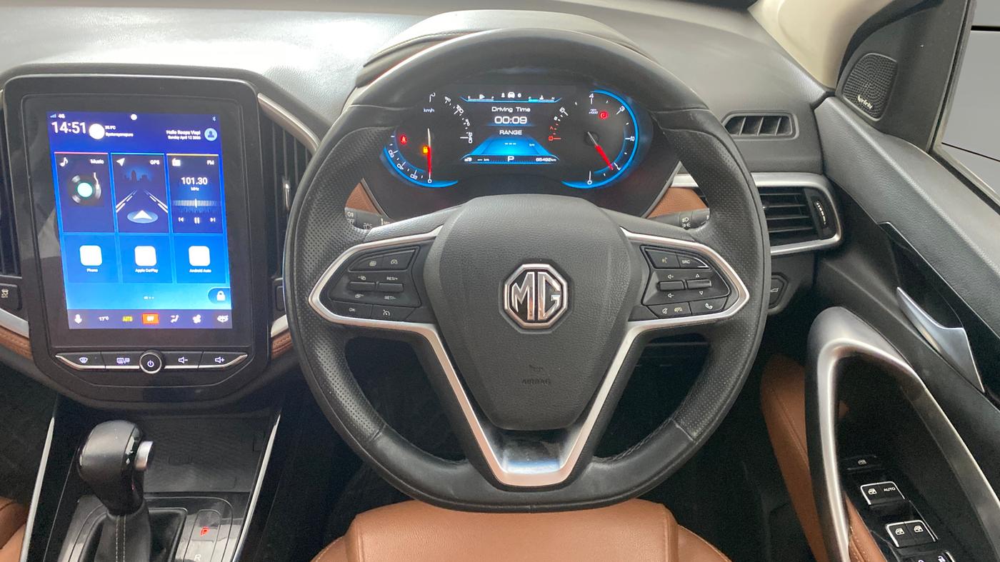 2021 MG HECTOR PLUS SHARP 1.5 PETROL TURBO DCT 6-STR, Petrol, Automatic, 65,452 km, Steering Wheel Close Up