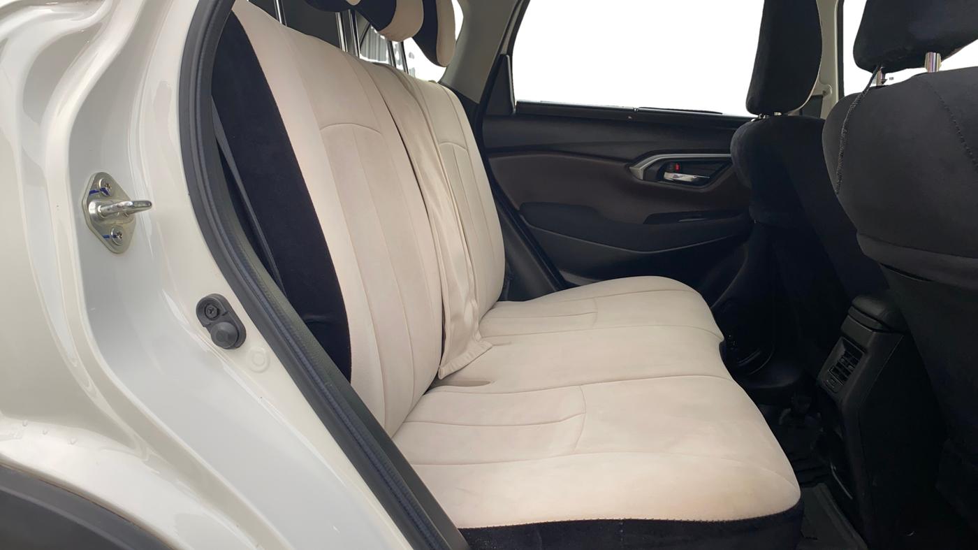 2025 Maruti Grand Vitara SIGMA SMART HYBRID, Petrol, Manual, 43,925 km, Right Side Rear Door Cabin