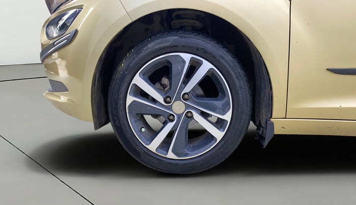 2020 Tata ALTROZ XZ PETROL, Petrol, Manual, 15,509 km, Left Front Wheel