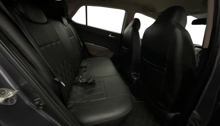 2017 Hyundai Grand i10 SPORTZ (O) 1.2 KAPPA VTVT, Petrol, Manual, 54,543 km, Right Side Rear Door Cabin