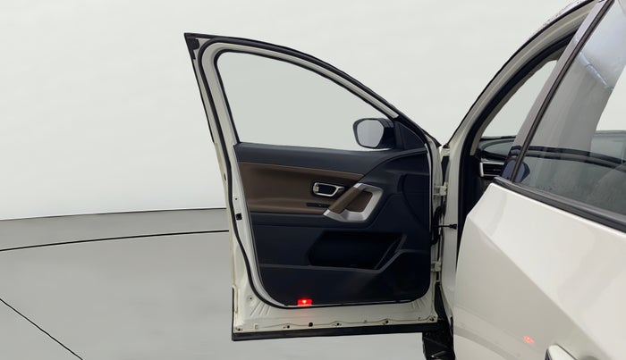 2020 Tata Harrier XZA 2.0L, Diesel, Automatic, 59,796 km, LHS Front Door