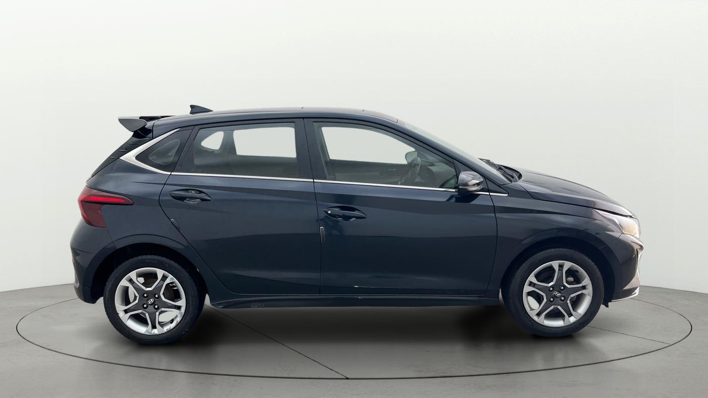 2024 Hyundai NEW I20 Sportz (O) 1.2 IVT, Petrol, Automatic, 37,895 km, Right Side View