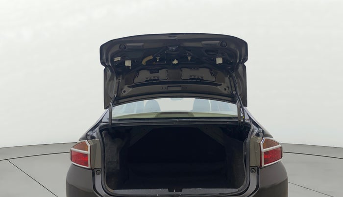 2016 Honda City 1.5L I-VTEC VX, Petrol, Manual, 1,02,341 km, Boot Open Zoomed View