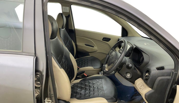 2020 Hyundai NEW SANTRO SPORTZ CNG, CNG, Manual, 1,15,118 km, Right Side Front Door Cabin