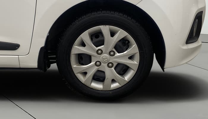 2014 Hyundai Grand i10 SPORTZ 1.2 KAPPA VTVT, Petrol, Manual, 92,943 km, Right Front Wheel