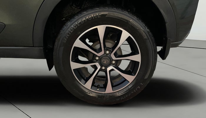 2020 Tata NEXON XZA PLUS (O) PETROL, Petrol, Automatic, 30,173 km, Left Rear Wheel