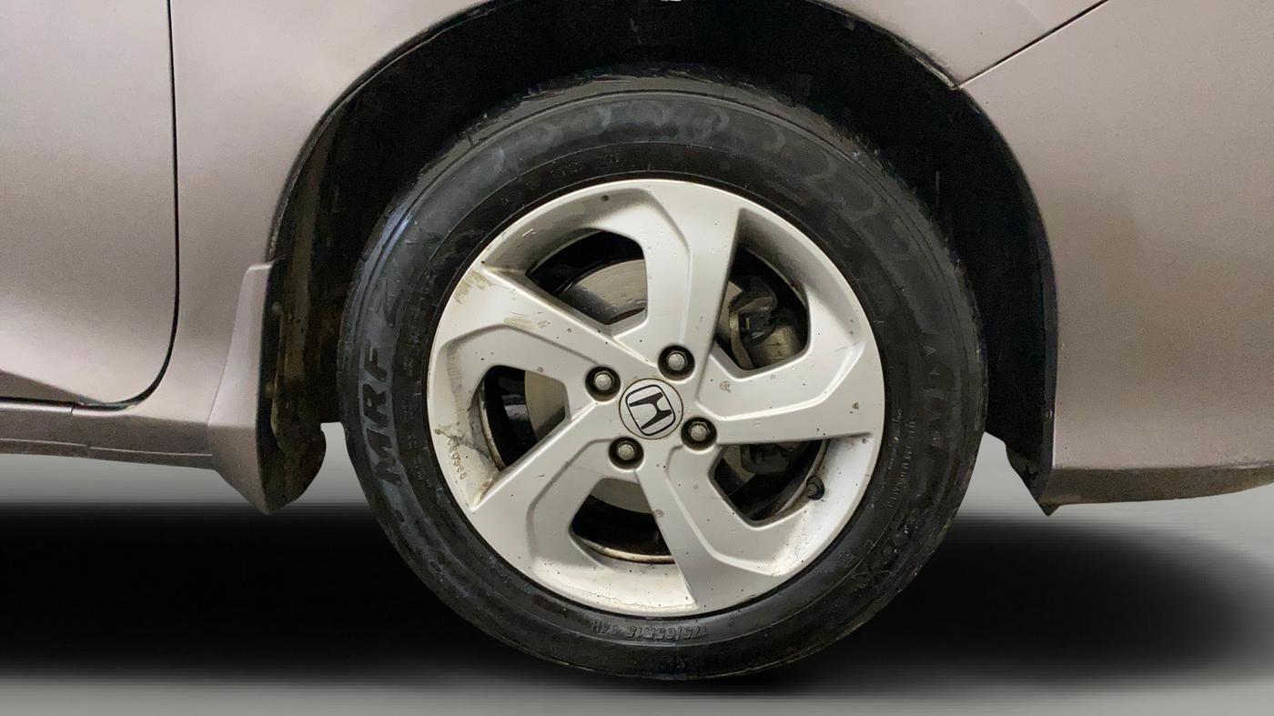 2015 Honda City 1.5L I-VTEC VX (O) MT, Petrol, Manual, 52,636 km, Right Front Wheel