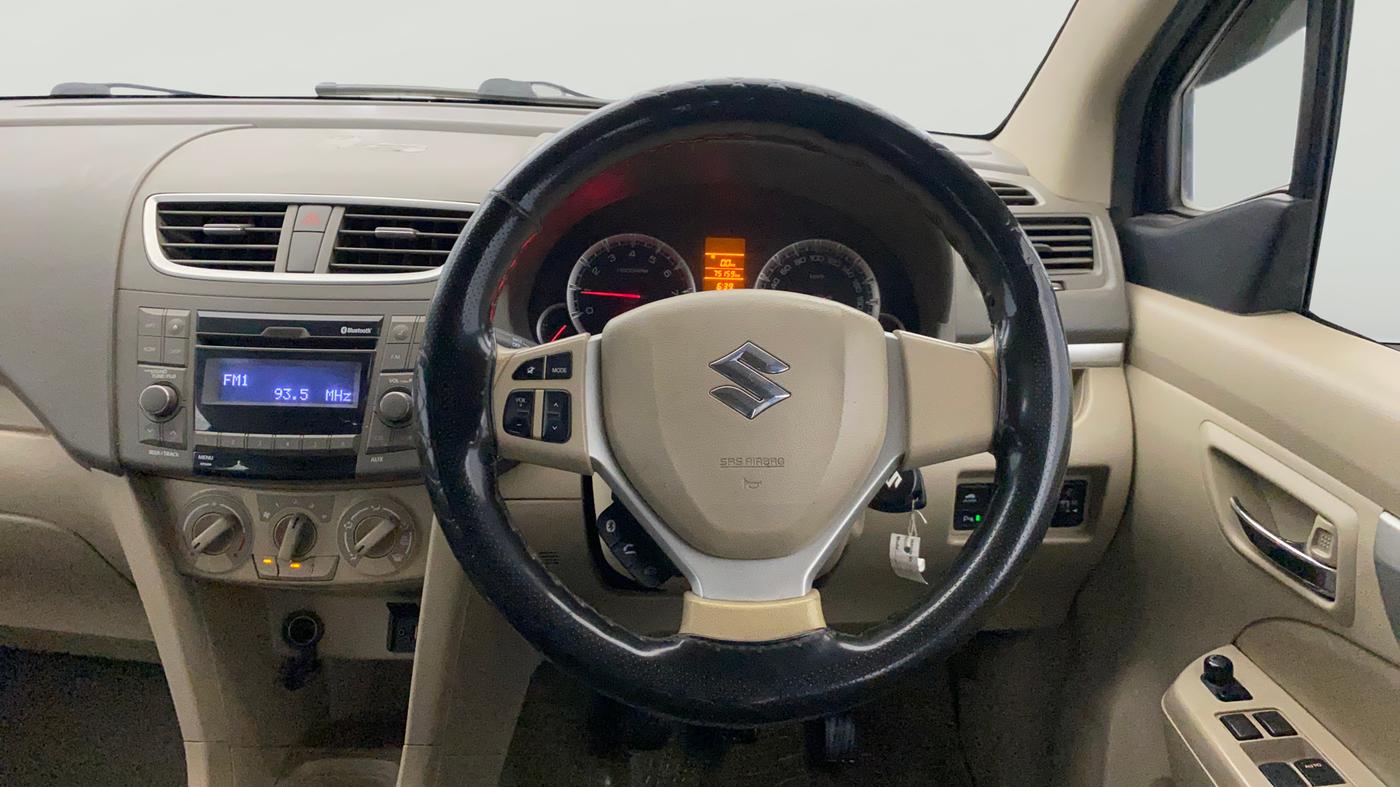 2017 Maruti Ertiga VXI, Petrol, Manual, 75,137 km, Steering Wheel Close Up