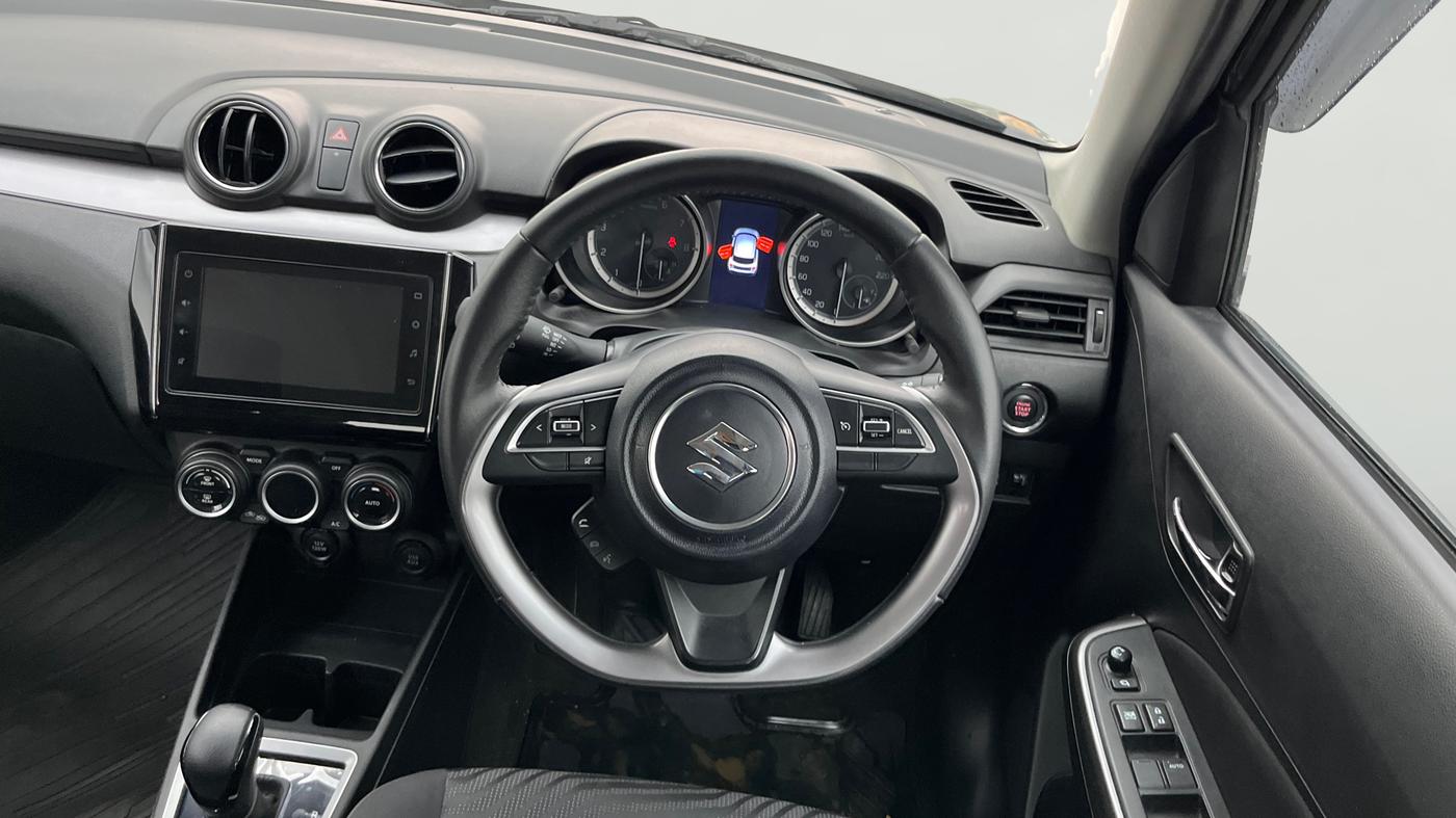 2023 Maruti Swift ZXI PLUS AMT, Petrol, Automatic, 14,108 km, Steering Wheel Close Up