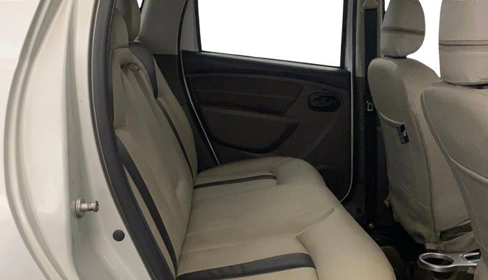 2017 Renault Duster RXL PETROL, Petrol, Manual, 73,012 km, Right Side Rear Door Cabin